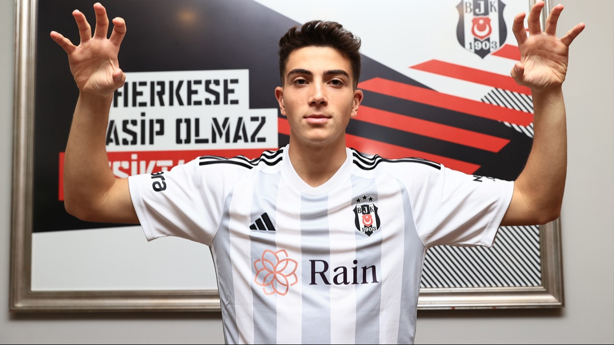 Beikta, Yakup Arda Kl ile profesyonel szleme imzalad