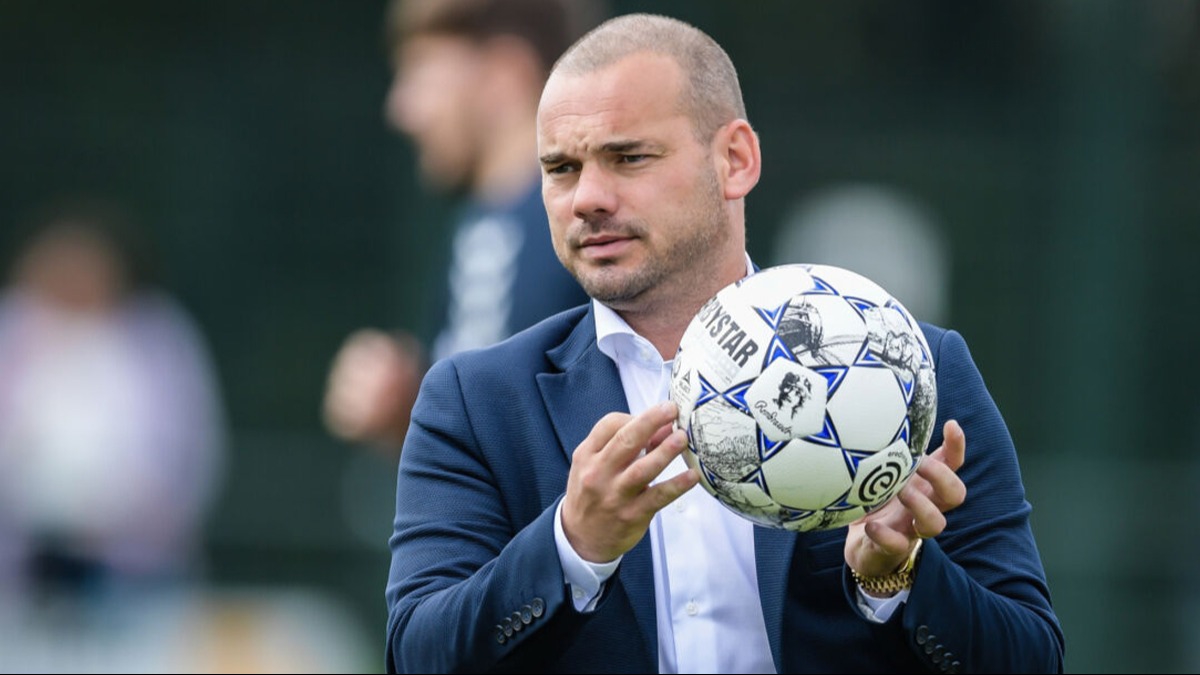 Wesley Sneijder, Ajax'n durumunu deerlendirdi: Sulu tek bir kii deil 