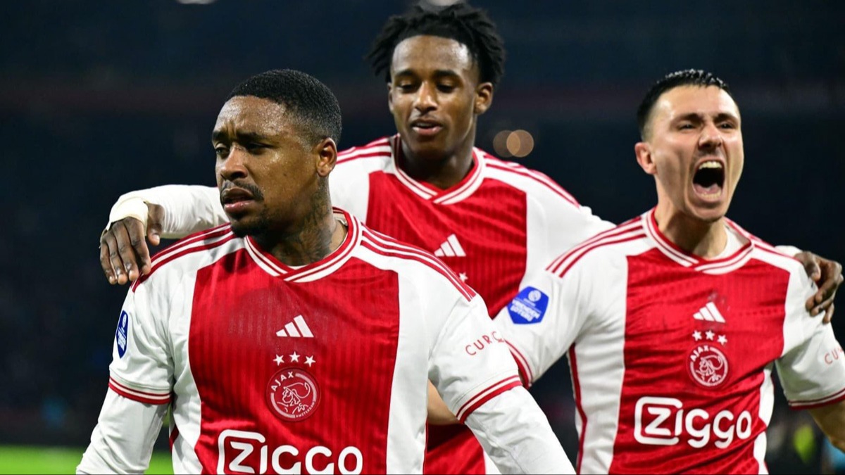 Ajax, galibiyet hasretine son verdi