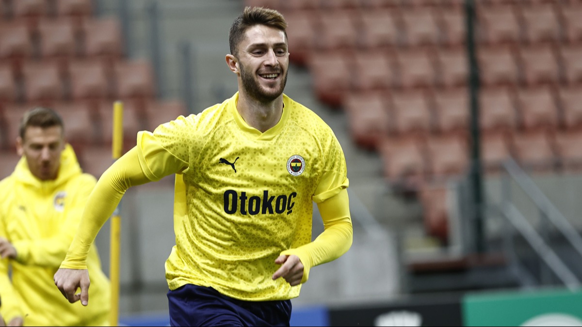 Tribnden takip edilecek! smail Yksek'e Premier Lig kancas