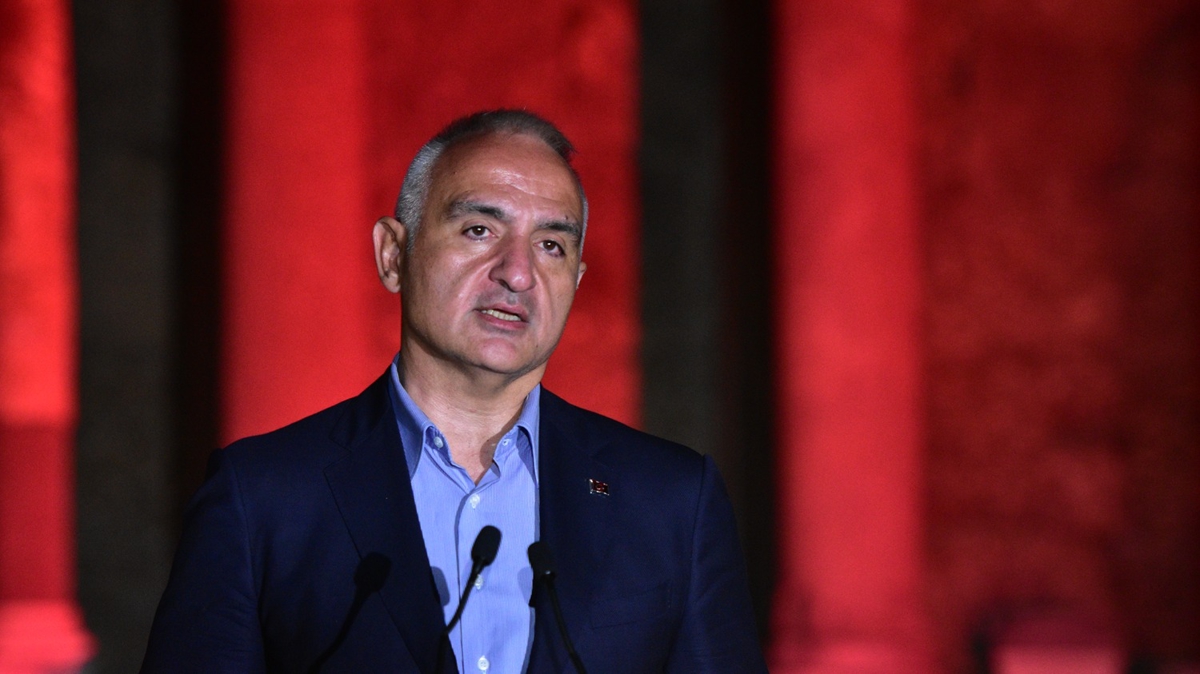 Bakan Ersoy: Antalya'da da turizmi deniz, kum ve gne ile snrlandrmay asla kabul etmiyoruz
