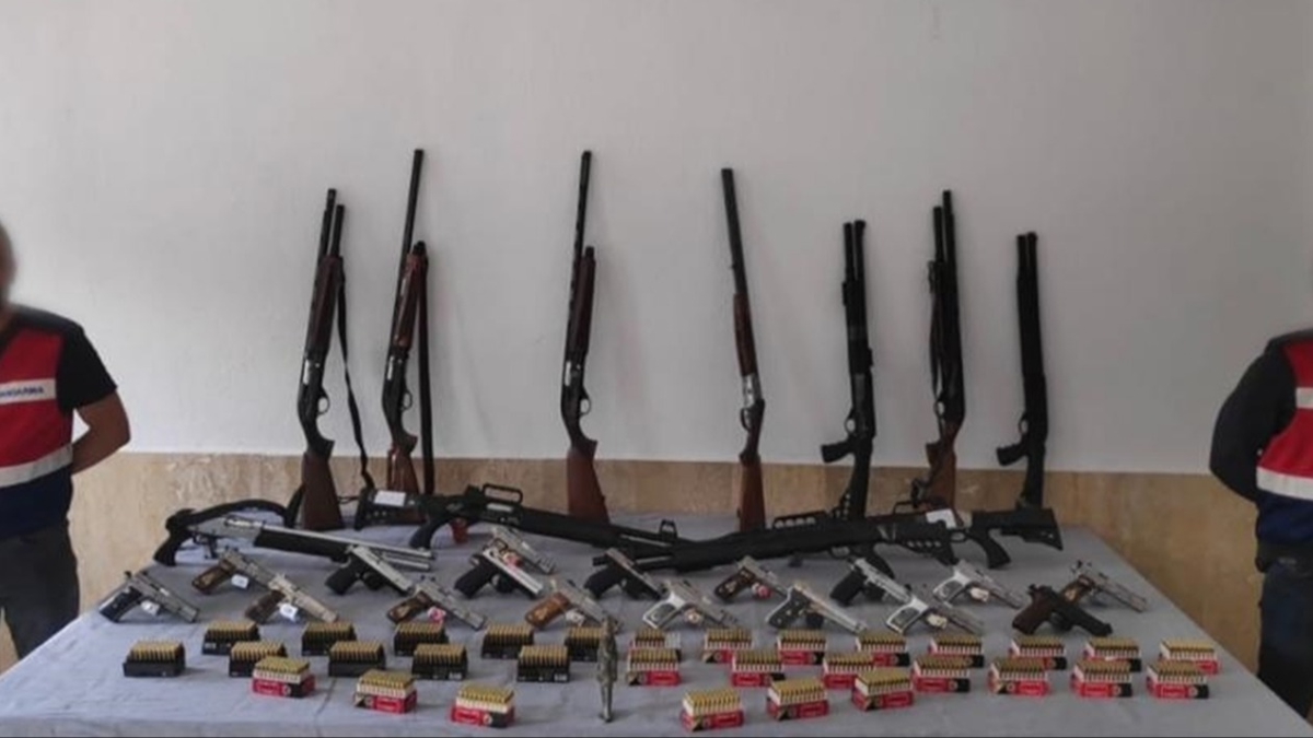 Jandarma dn magandasn affetmedi: 23 gzalt 