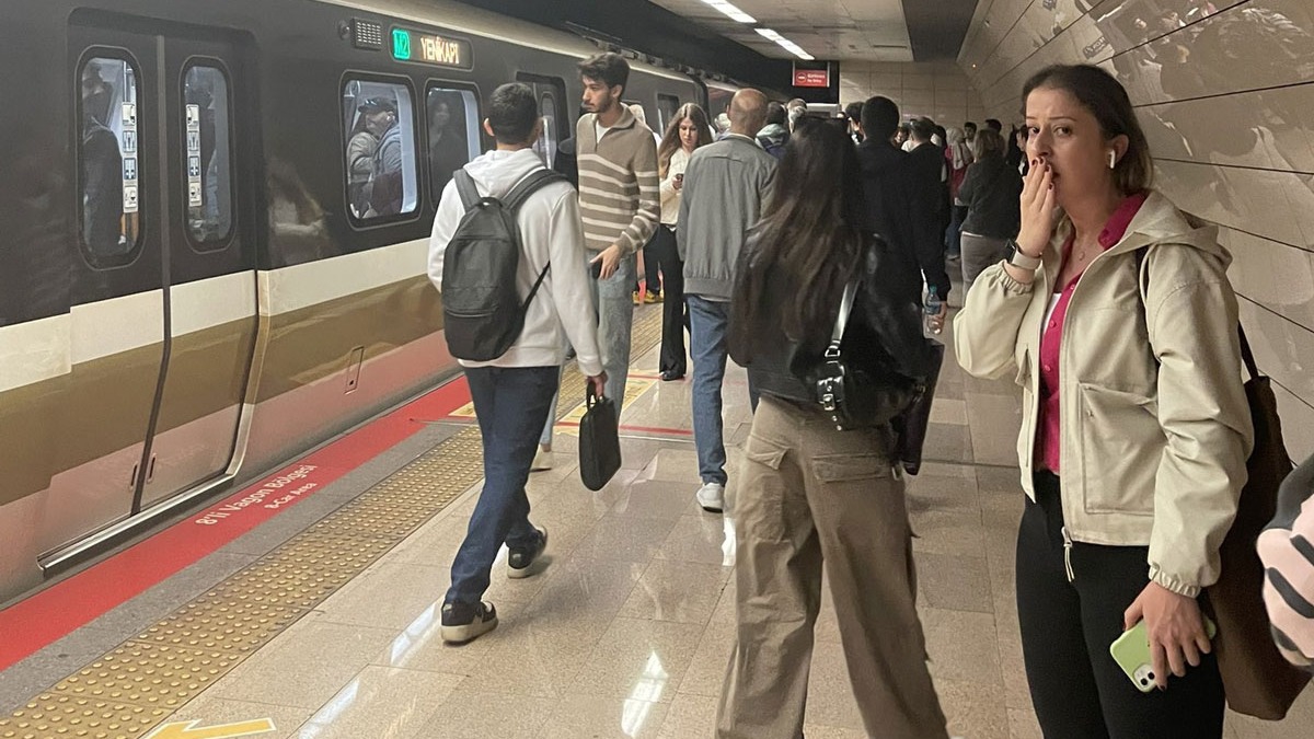 4. Levent metro istasyonu yeniden işletmeye açıldı