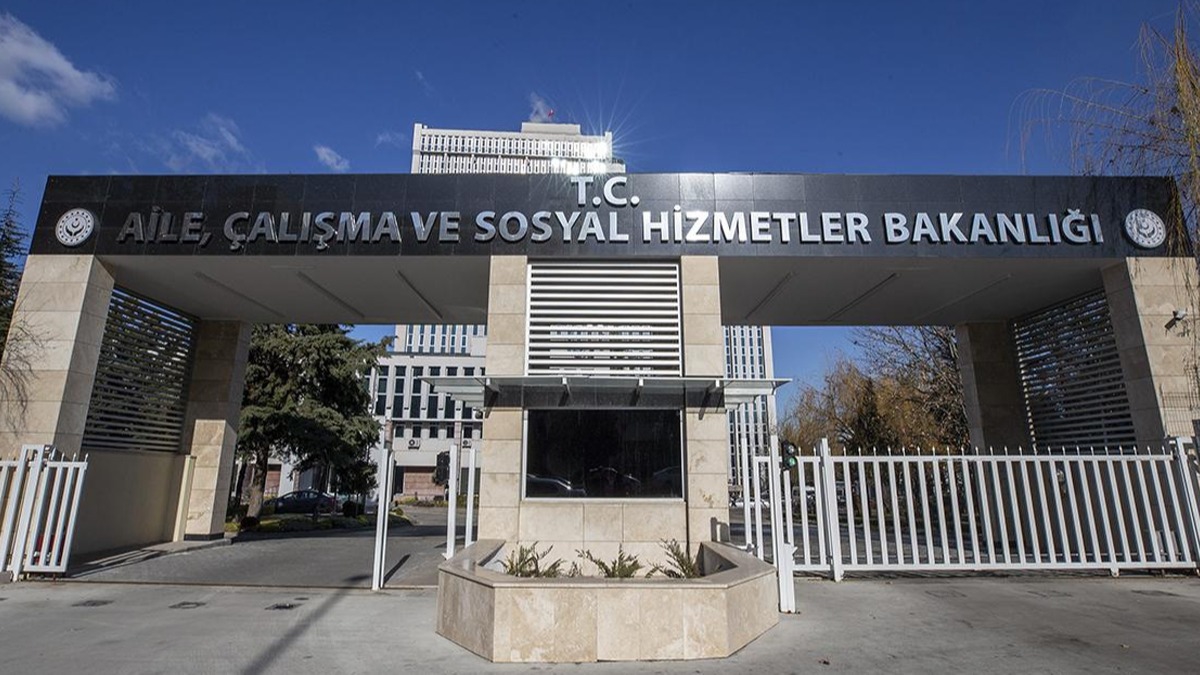Bakanlktan 'erken emeklilik listesi gncellendi' iddialarna yalanlama 