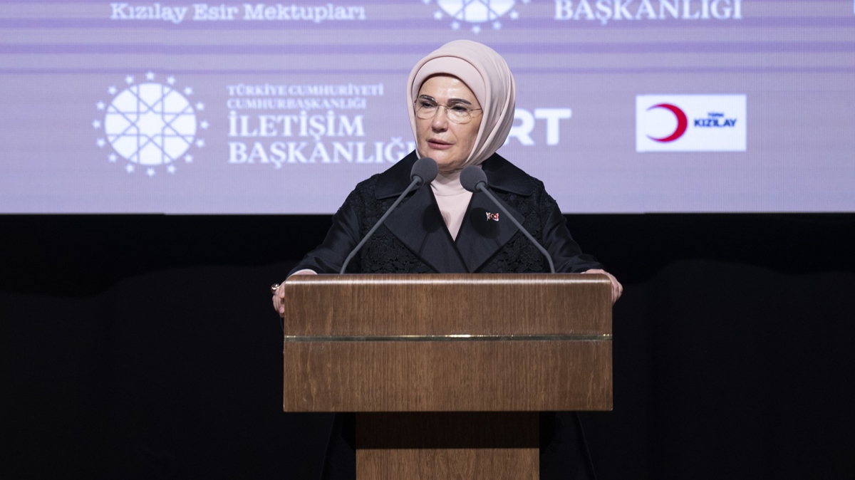 Emine Erdoğan: Ecdadımız gibi bizim de akan kanın dinmesinden başka hedefimiz yok