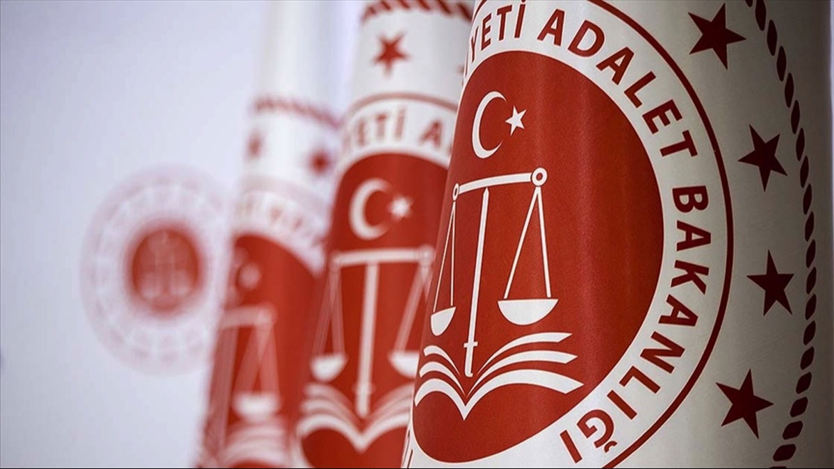 Adalet Bakanl, 1000 adli ve idari yarg hakim ve savc yardmcs alacak