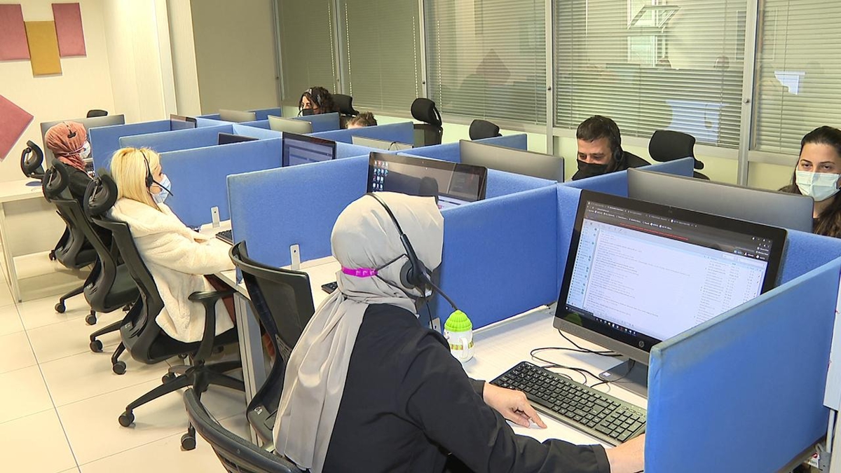 ''Alo 170''te EYT younluu: Gnde ortalama 50 bin aramaya cevap veriliyor