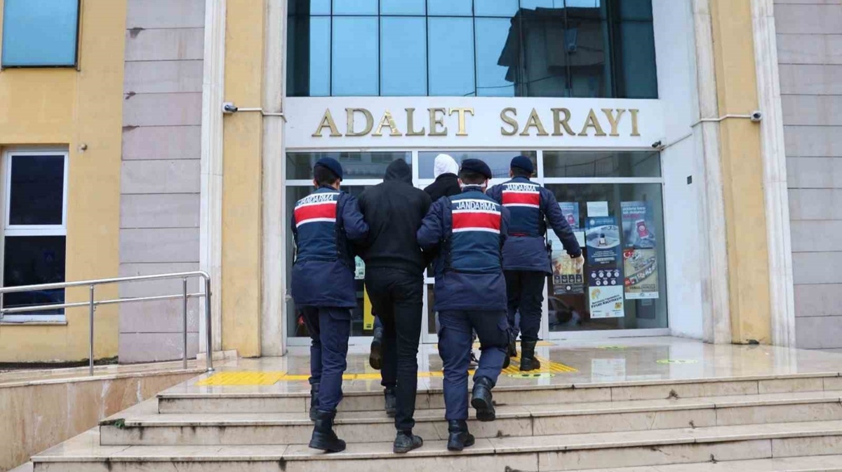 Yurda kaak giren 15 gmen Artvin'de yakaland