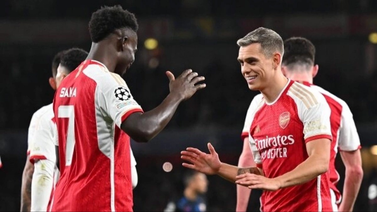 Arsenal, galibiyeti iki golle ald