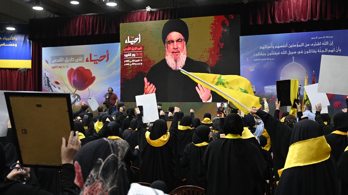 Hizbullah, srail'e kar ilk kez Burkan ve Katyua fzeleri kullanmaya balad