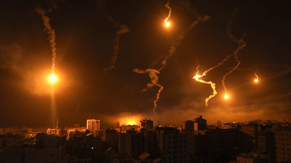 İsrail'in Gazze'deki yoğun bombardımanı sürüyor! BM ve AB'den acil ateşkes çağrısı 