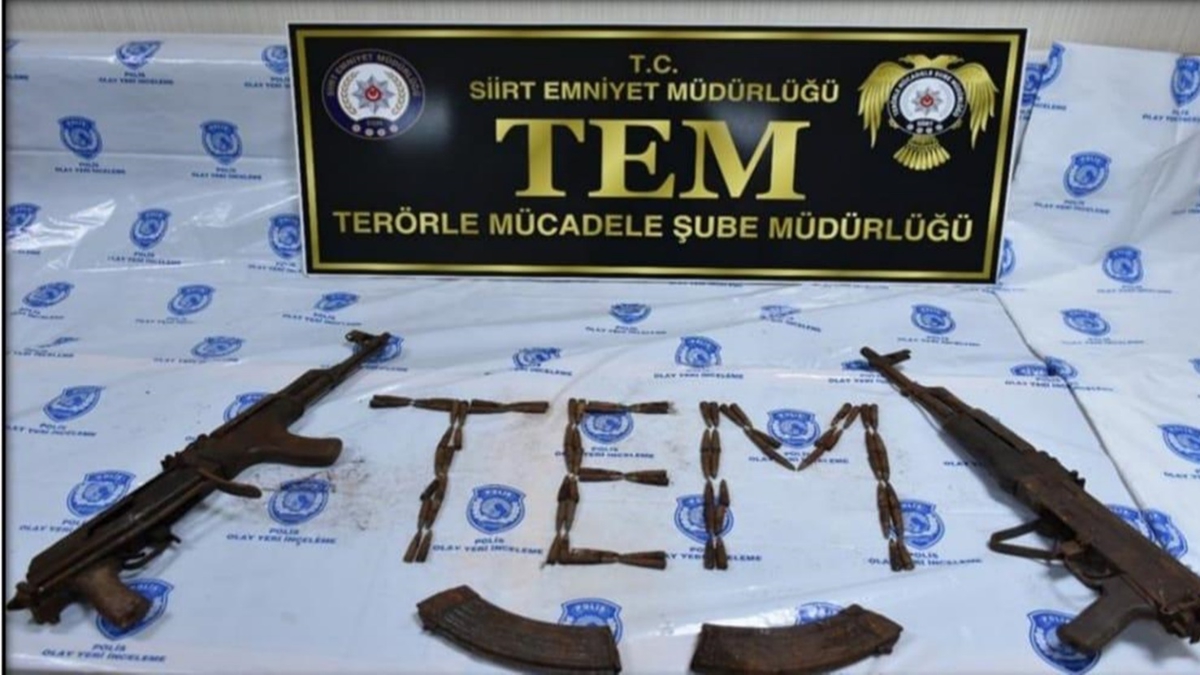 Siirt'te topraa gml silah ve mhimmat bulundu