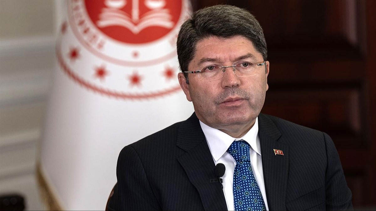 Bakan Tun: Anayasadaki tkankl zmeliyiz