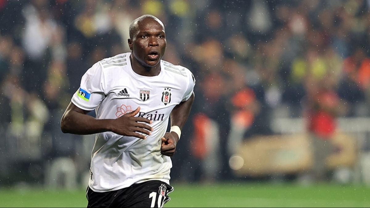 Aboubakar'n antrenrnden Burak Ylmaz'a sert cevap!