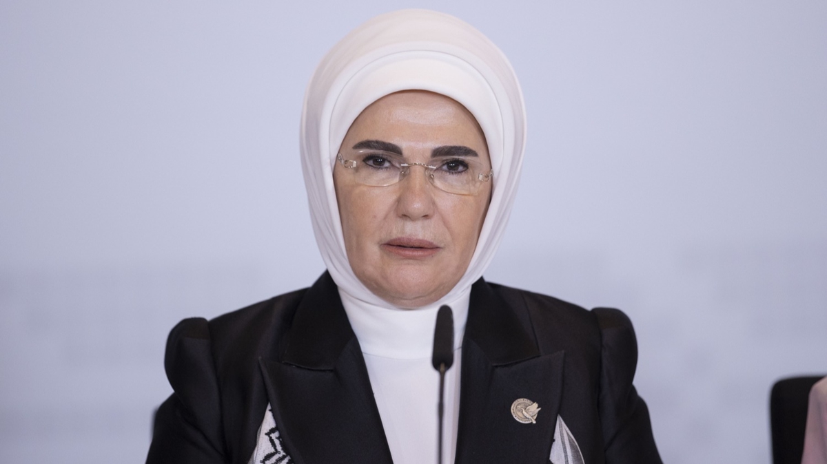 Emine Erdoan ile ''first lady''lerden Filistin iin dnyaya ortak ar