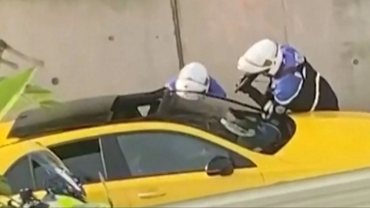 Fransa'da 17 yaşındaki Nael'in cinayet zanlısı polis serbest bırakıldı
