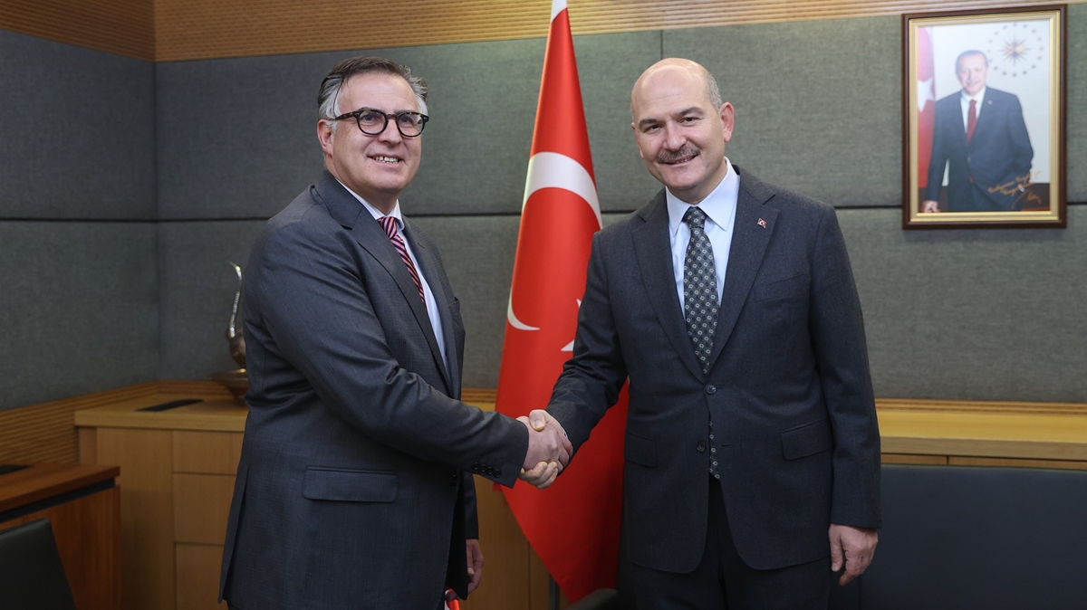 Soylu, Romanya'nn Ankara Bykelisi Tinca ile grt