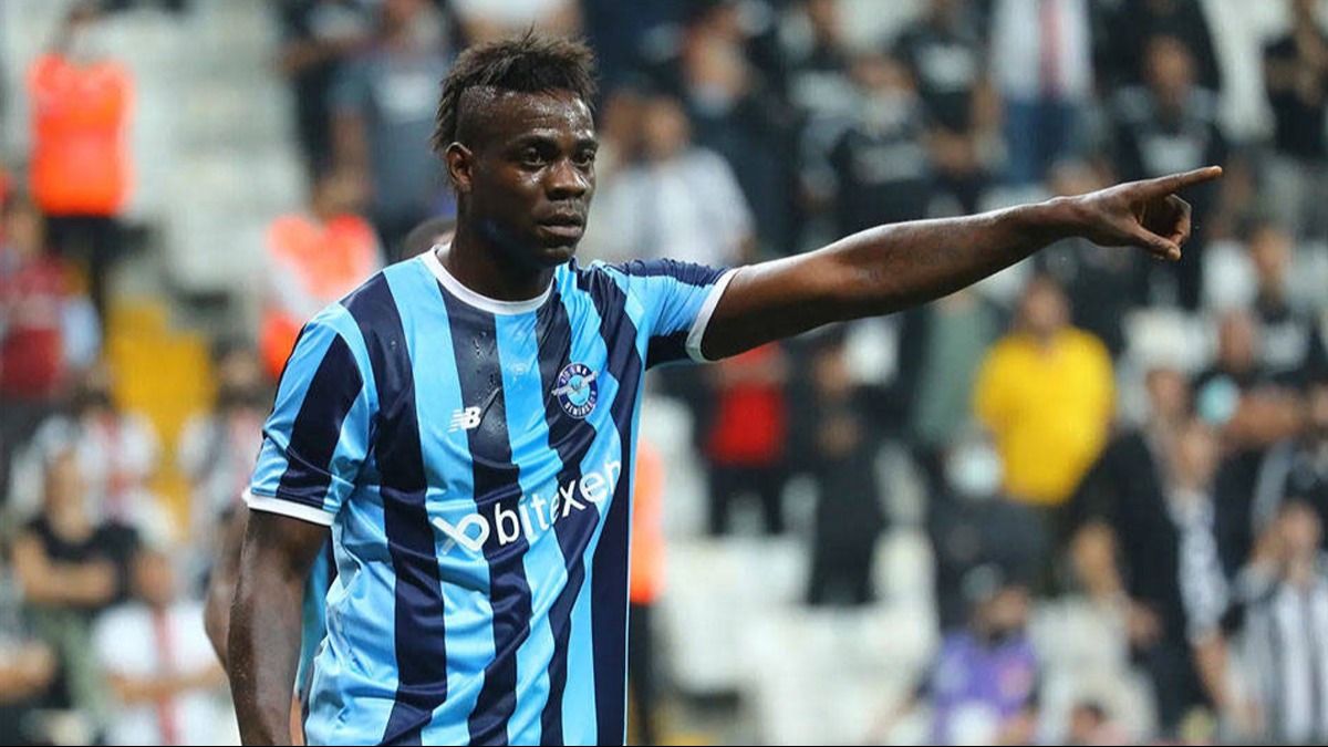 Adana Demirspor'un yldz Mario Balotelli dizinden ameliyat oldu