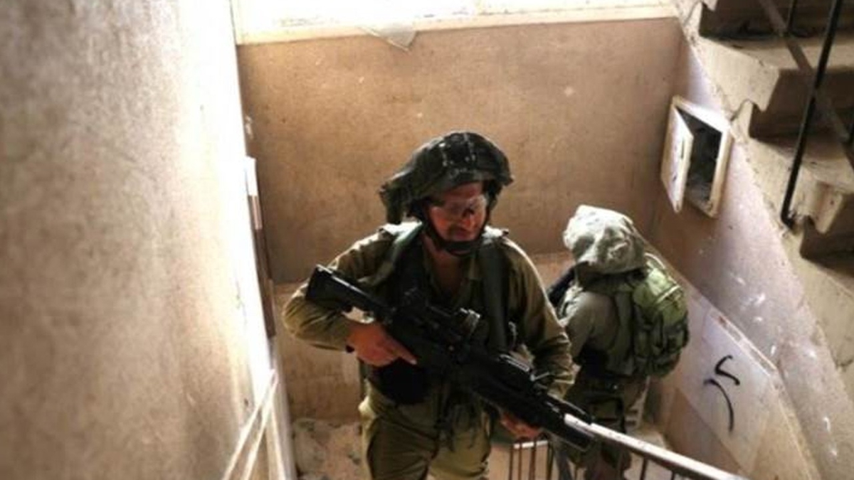 galci srail El-Ehli Baptist Hastanesi'ni kuatt