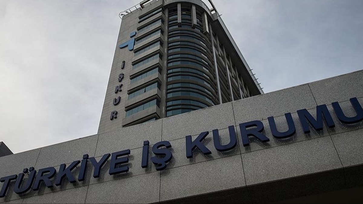 İşsiz gençlere tek tek ulaşılacak! İŞKUR'dan yeni karar 