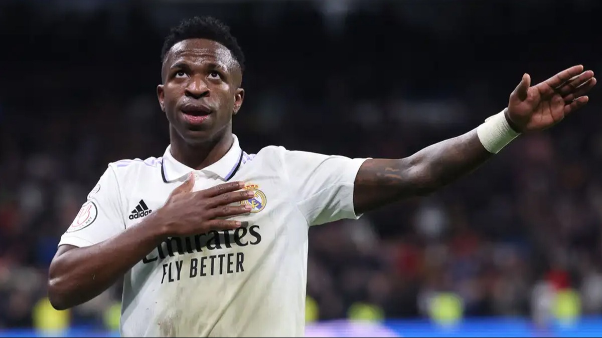 Real Madrid'e bir kt haber daha! Vinicius Jr da sakatland