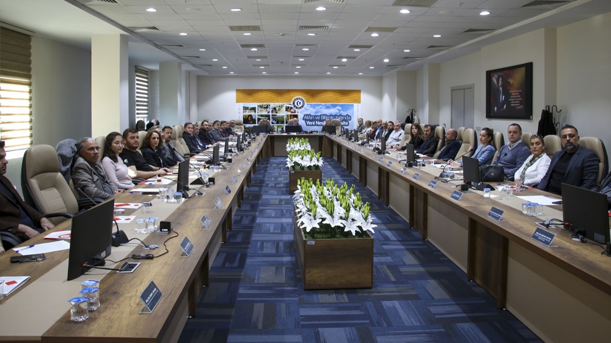 Uak niversitesi'nden CHP'nin iddialarna yalanlama!