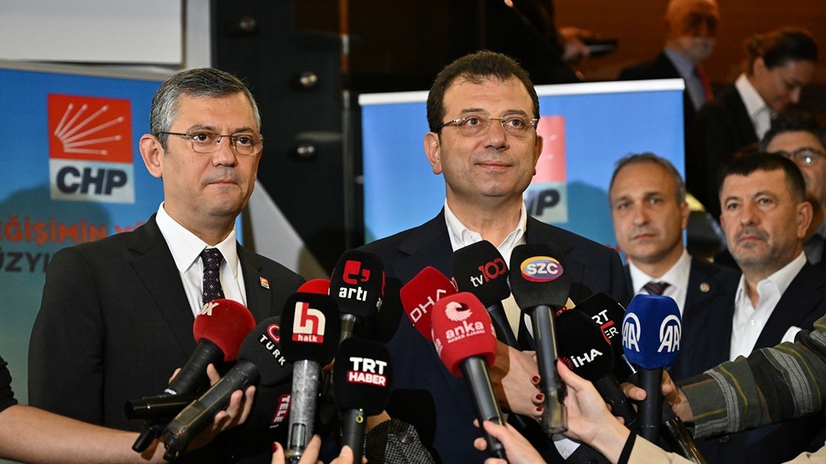 CHP'de ''kimlik'' korkusu: Neo-liberaller ne kyor