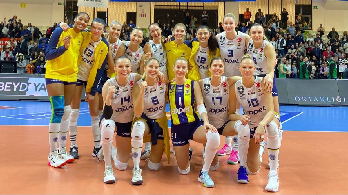 Fenerbahe Opet, Bursa'dan galip ayrld