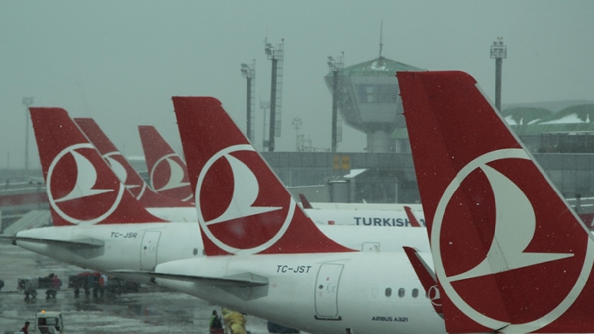 Olumsuz hava ulaşımı vurdu! THY ve Pegasus'tan sefer iptalleri 