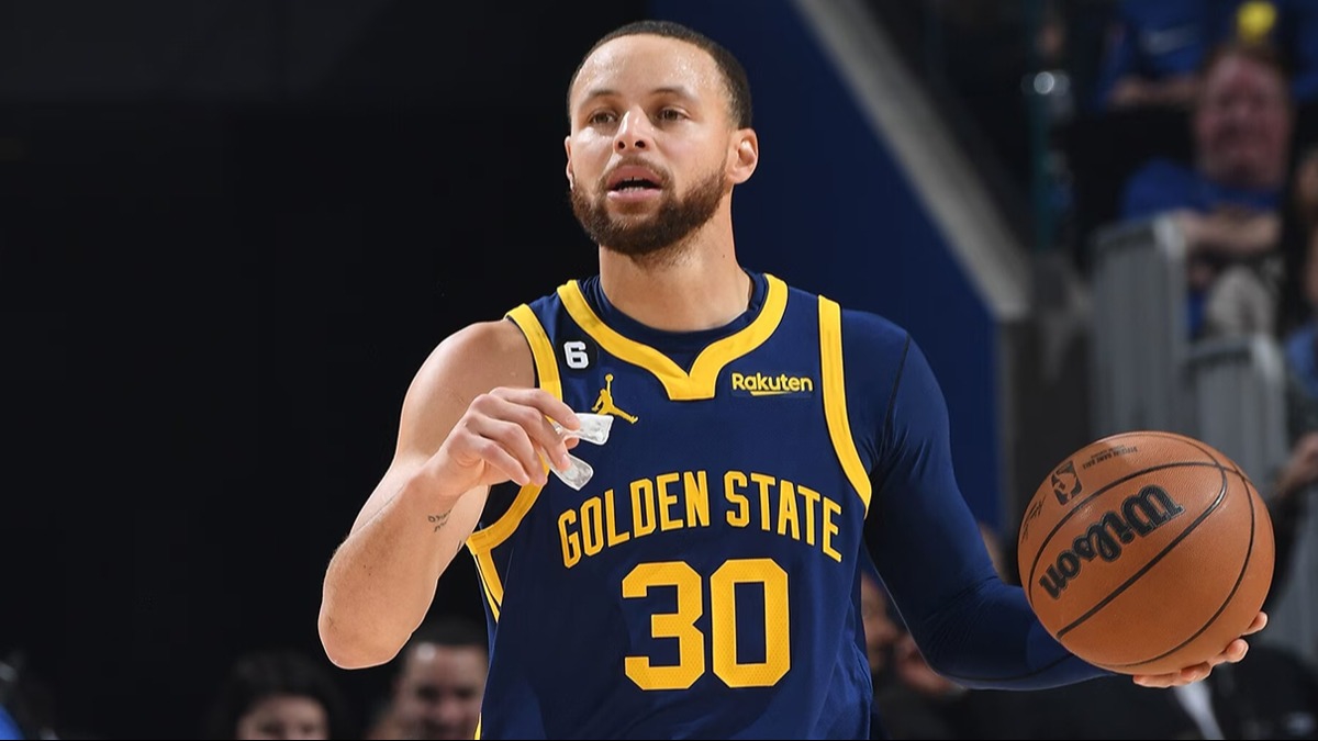 Stephen Curry birlikte oynamak istedii  efsane ismi aklad