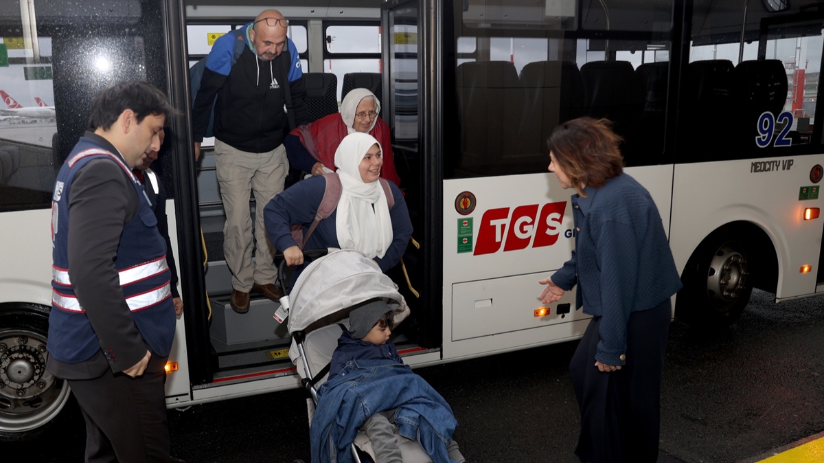 Gazze'den tahliye edilen 44 Trk vatanda Trkiye'ye getirildi