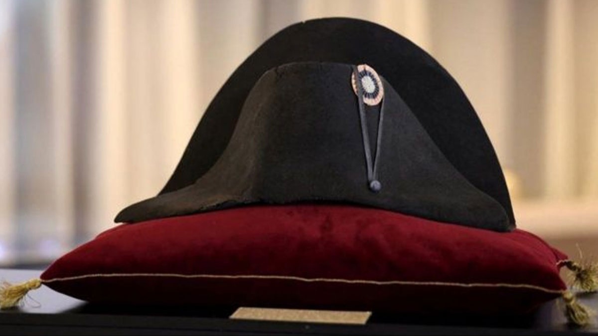 Napoleon'un nl apkas ak artrmayla sata karlyor