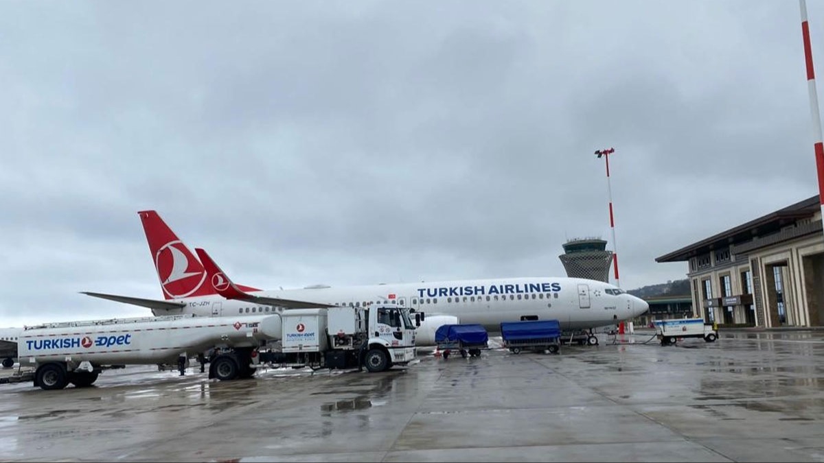 Rize-Artvin Havalimann kullanan says ilk 10 aynda 863 bin 803 kiiyi at