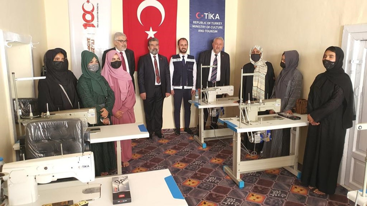 TKA'dan Afganistan'da terzi aday engelli kadnlara malzeme destei