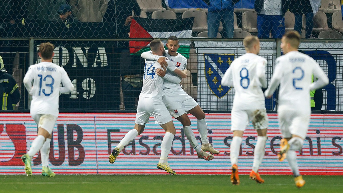 Slovakya deplasmanda kazand!