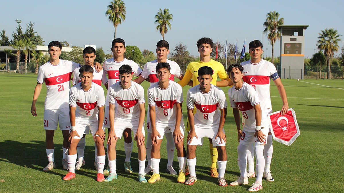 17 Ya Alt Milli Takmmz, Almanya'ya di geiremedi