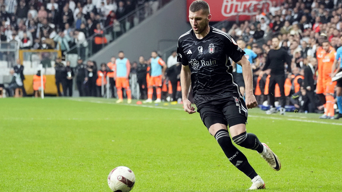 Ante Rebic kendini bulmaya balad!