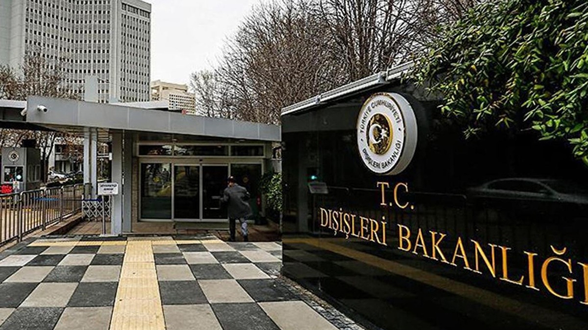 Gazze'den tahliyeler sryor! Trk ve KKTC vatandalar Msr'a ulat