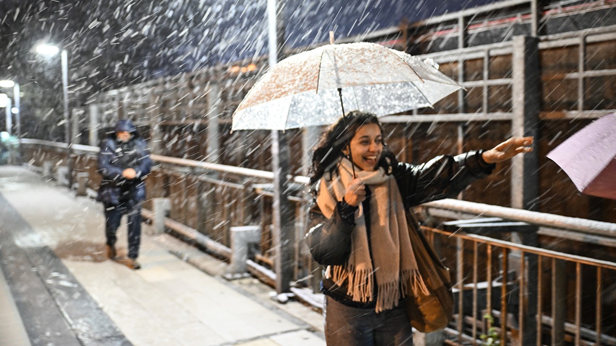 stanbul'a kar geliyor