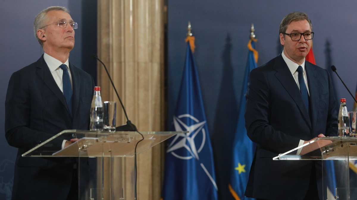 Vucic: NATO ile daha iyi bir iletişim kurmaya çalışacağız
