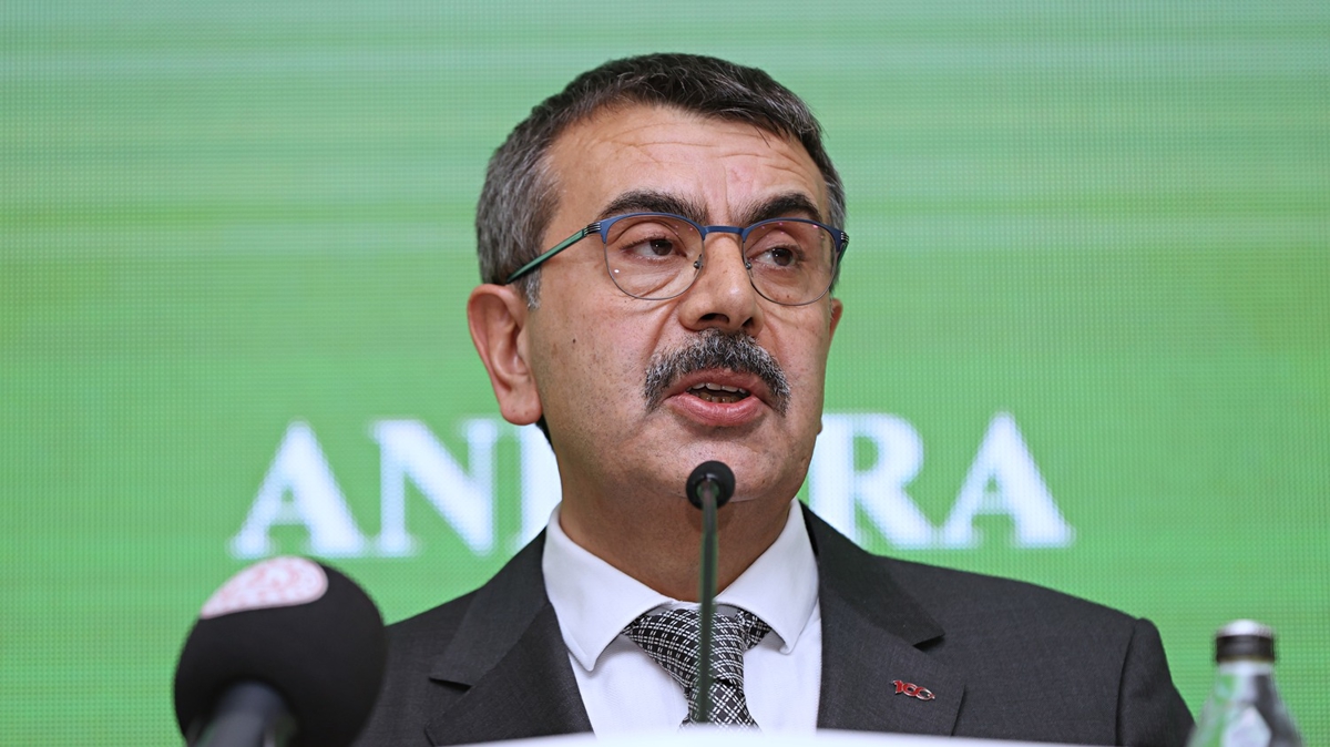Bakan Tekin: Biz her eyden nce, 'nce retmen' diyoruz
