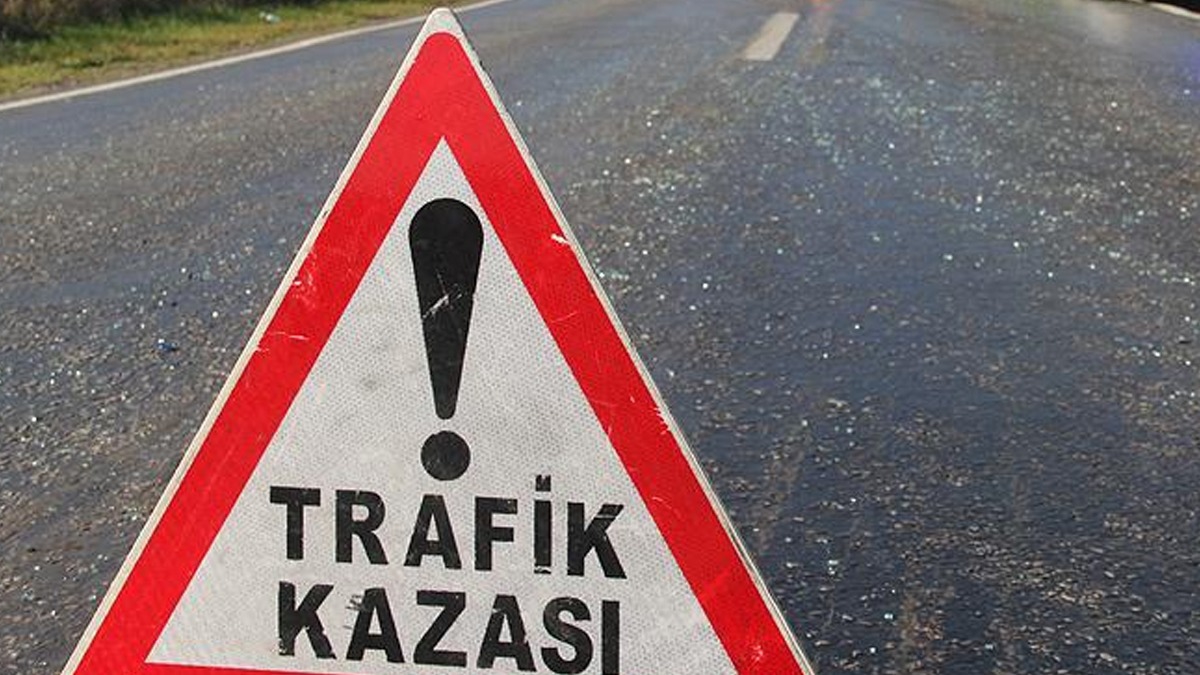 Antalya'da feci kaza: 1 ocuk ld