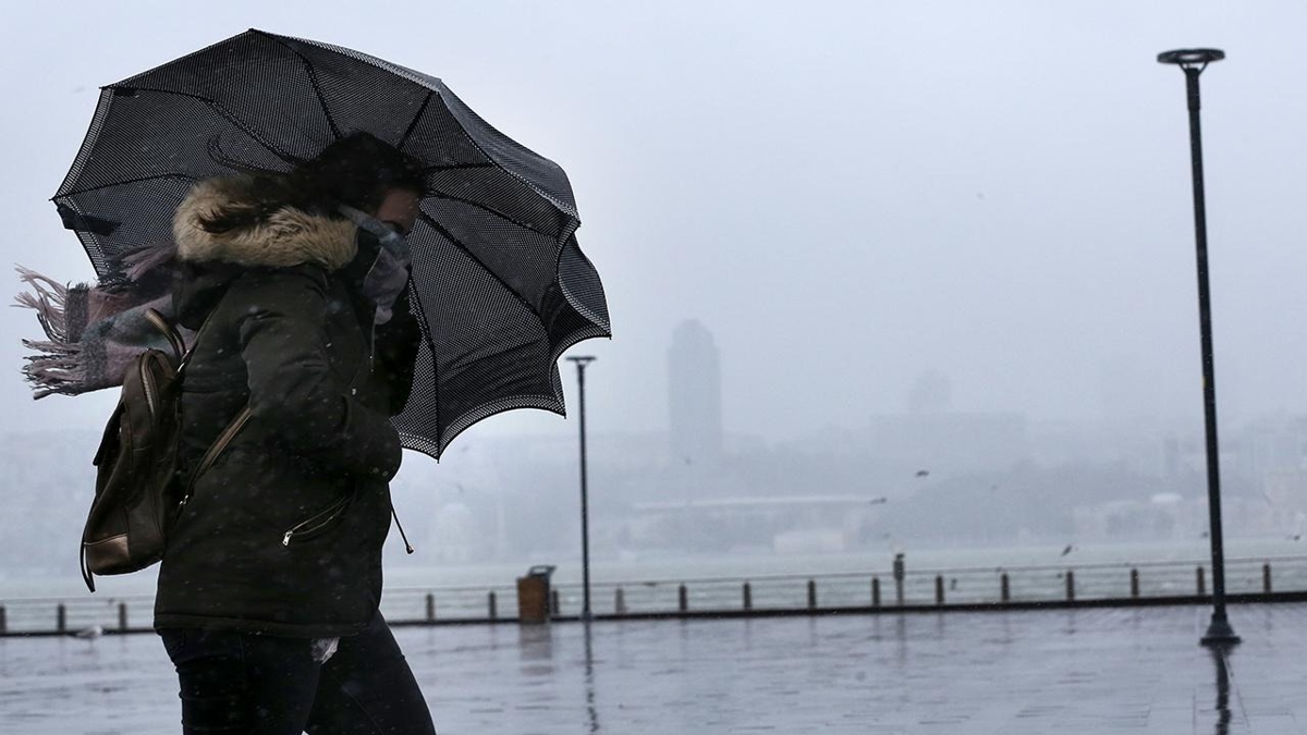 stanbul Valilii'nden frtna uyars: Yarn sabah saatlerinden itibaren etkili olacak