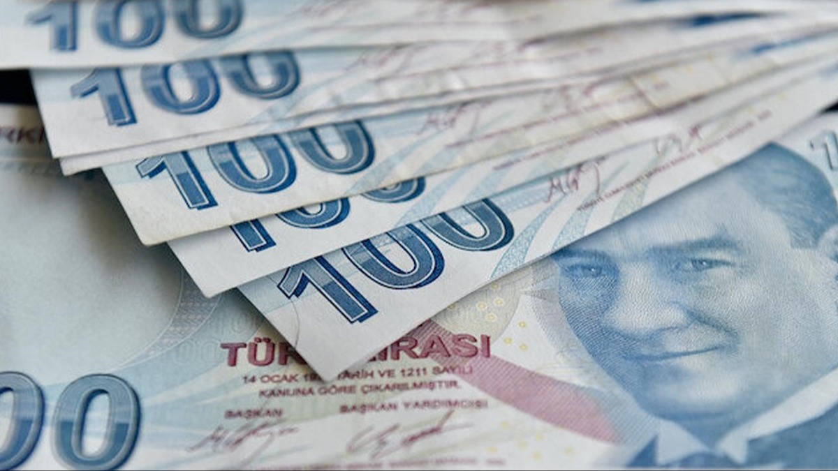 Sosyal medya fenomenlerini de kapsyor! AK Parti, TBMM Bakanlna sundu