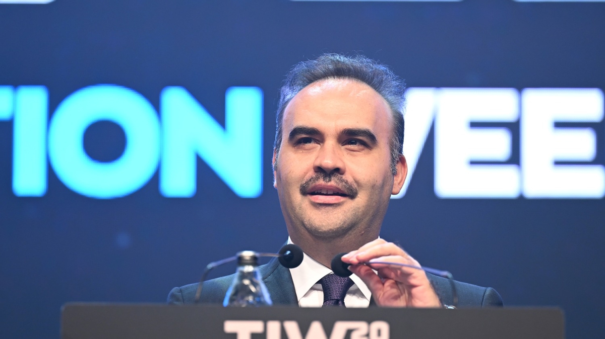 Bakan Kacr: Teknoparklarmzda gerekletirilen ihracat 10 milyar dolara ulat