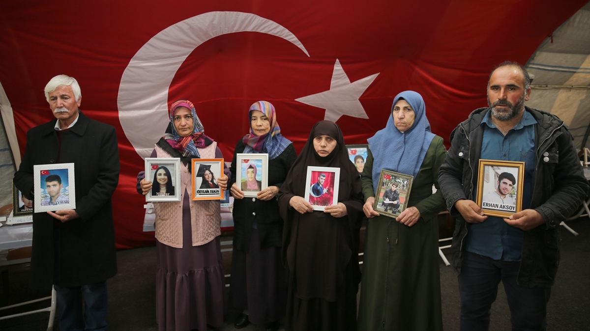 Diyarbakr anneleri evlatlarn bekliyor