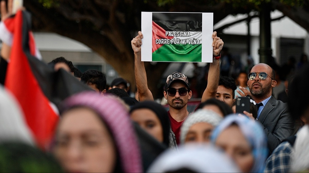 Fas'ta byk kutlama! zgr kalan Filistinliler iin ok sayda gsteri dzenlendi