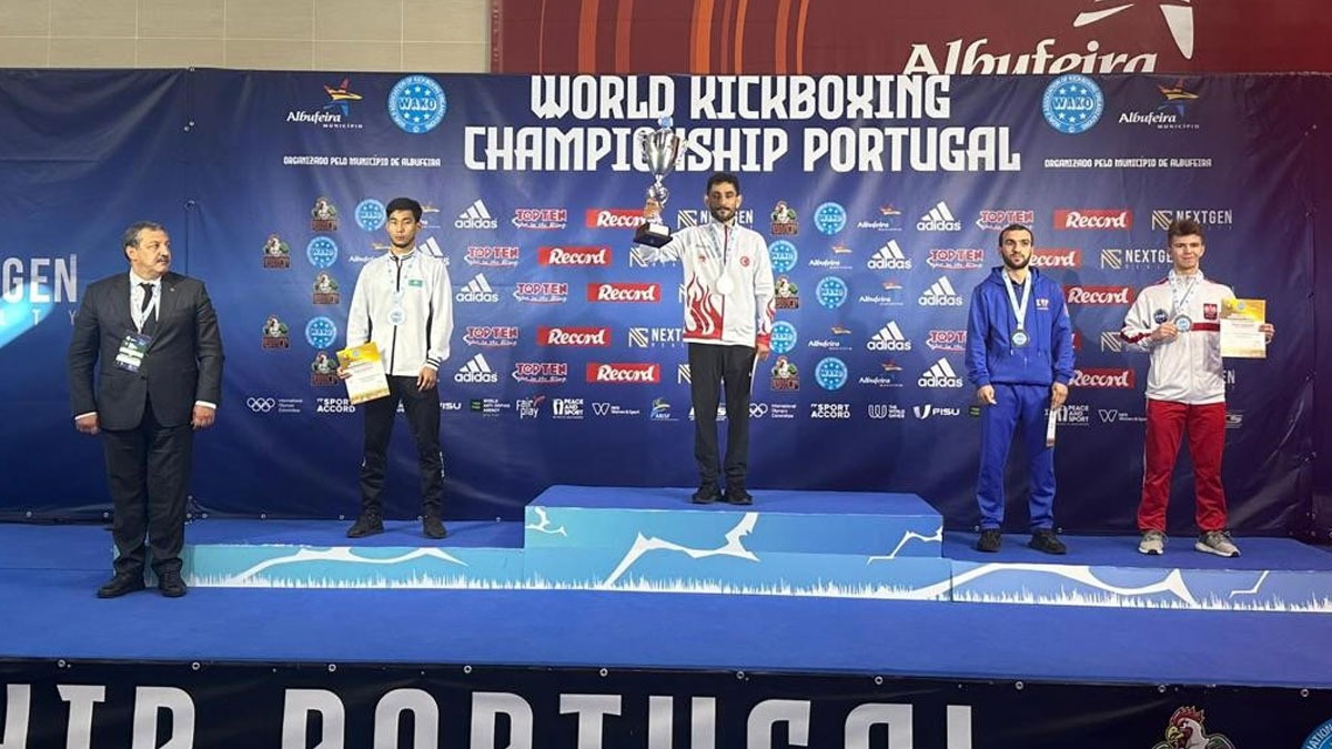 2023 Kick Boks Dnya ampiyonas ampiyonu Emre Karaca
