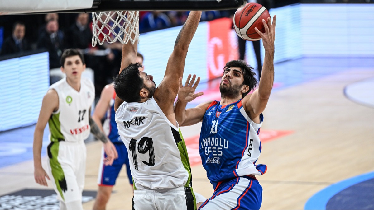 Anadolu Efes, evinde zorlanmad