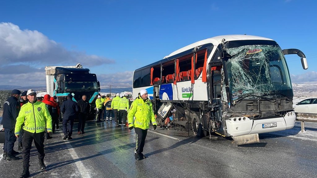 Yolcu otobs ile tr arpt: 1 l